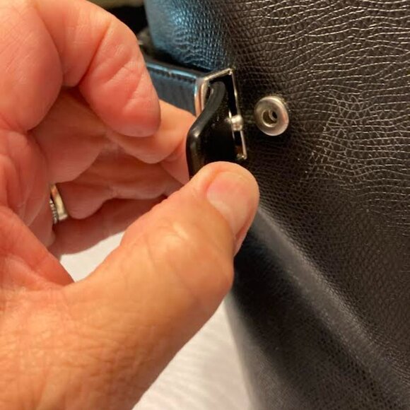 Tumi Sinclair Nina 3 Black Compartment Laptop Commuter Brief Tote Bag Purse - Picture 12 of 16